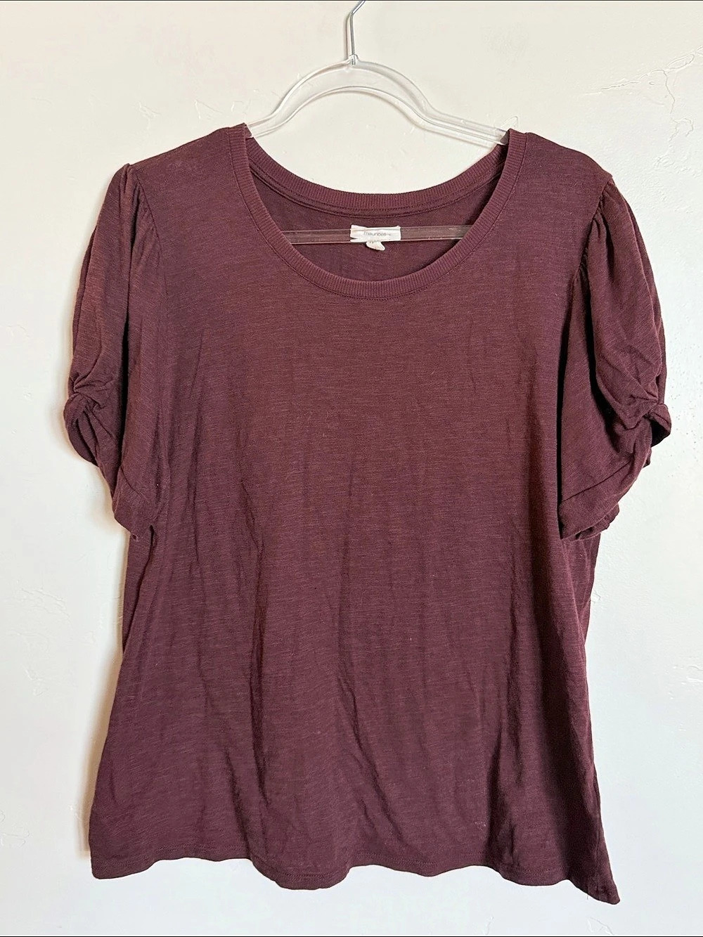 Maurices Puff Sleeve Top in Burgundy Size Medium